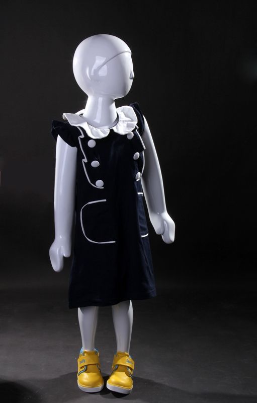 SDMZ-TOM2 / Abstract Child Mannequin